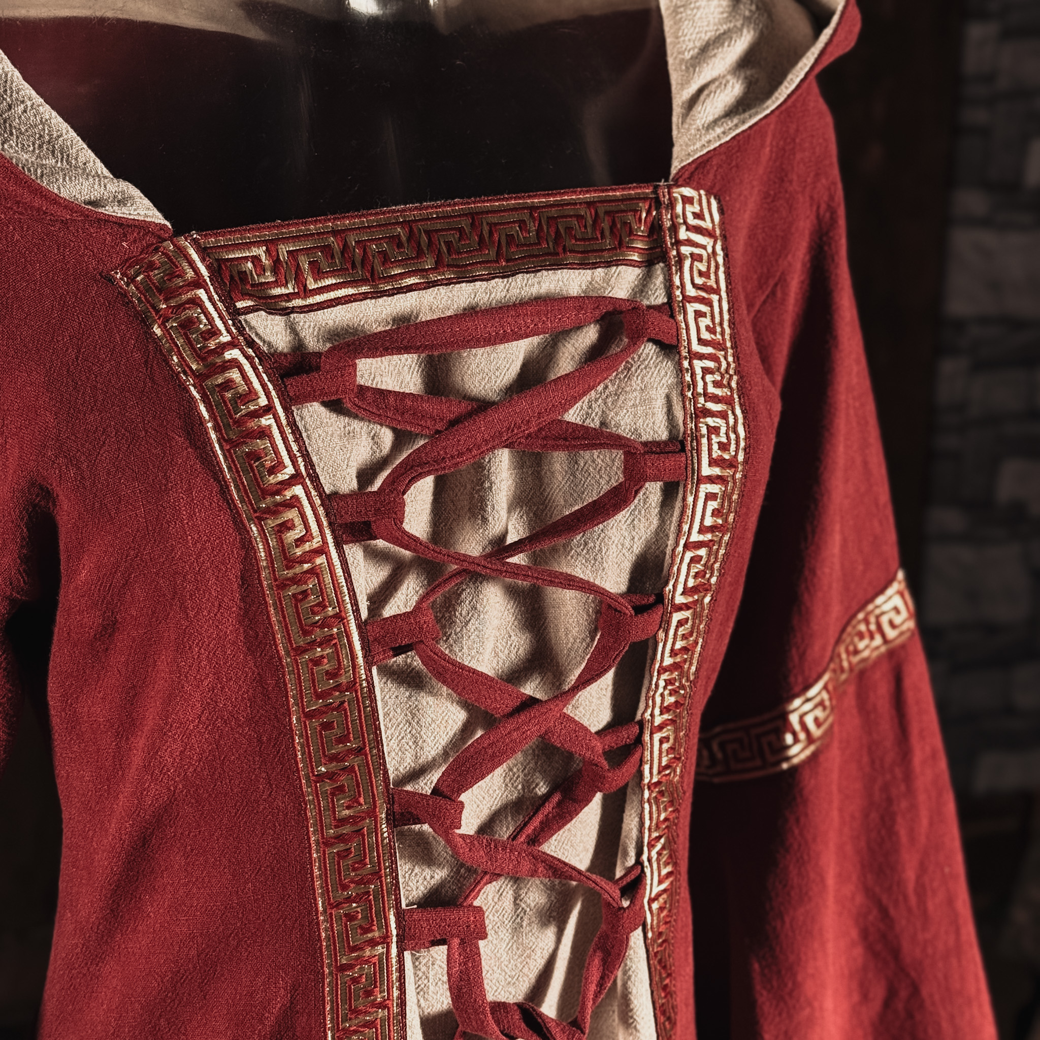 Leinen Mittelalterkleid weinrot/natur, Einzelstück