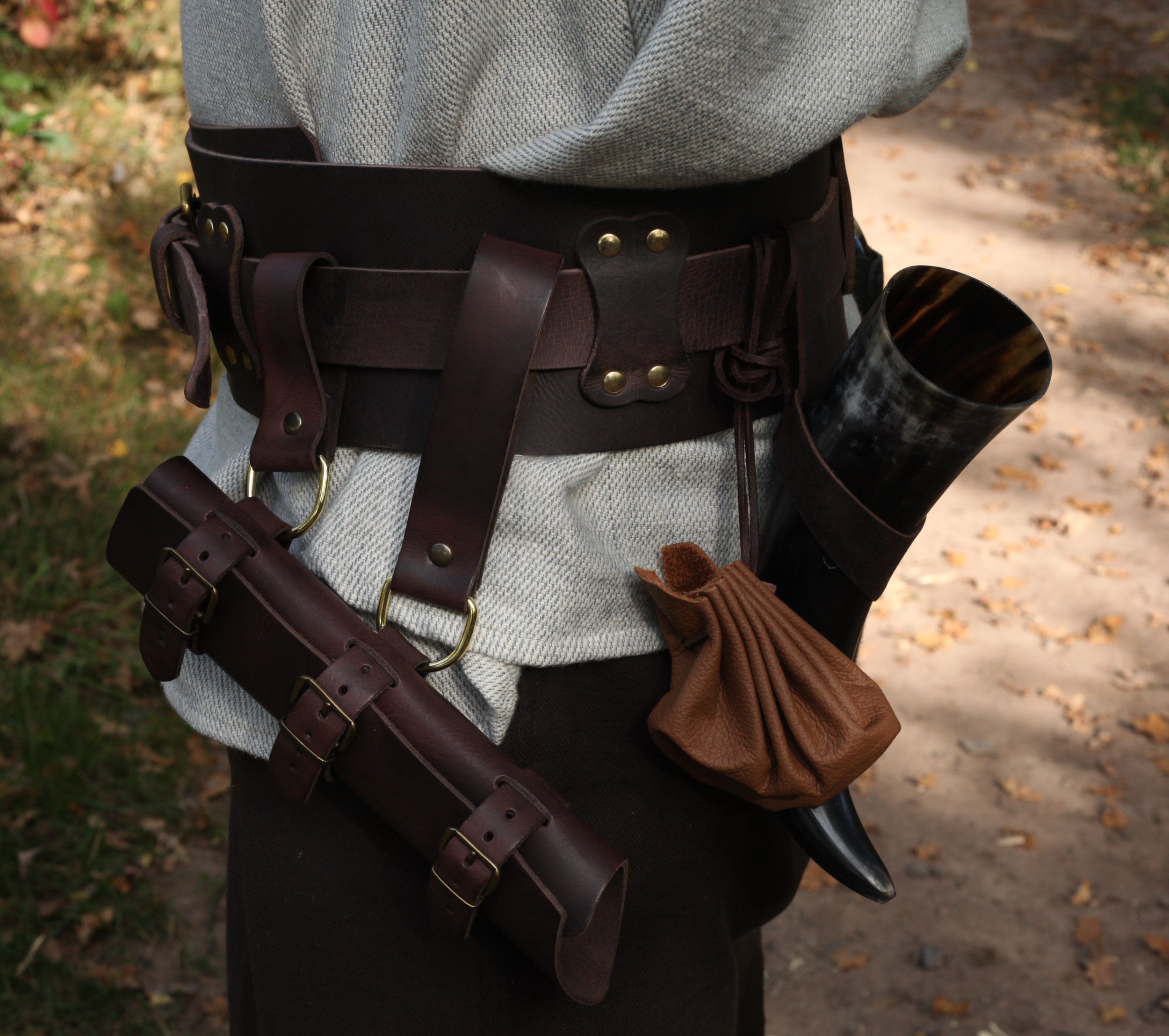Breiter LARP Heldengürtel aus Leder