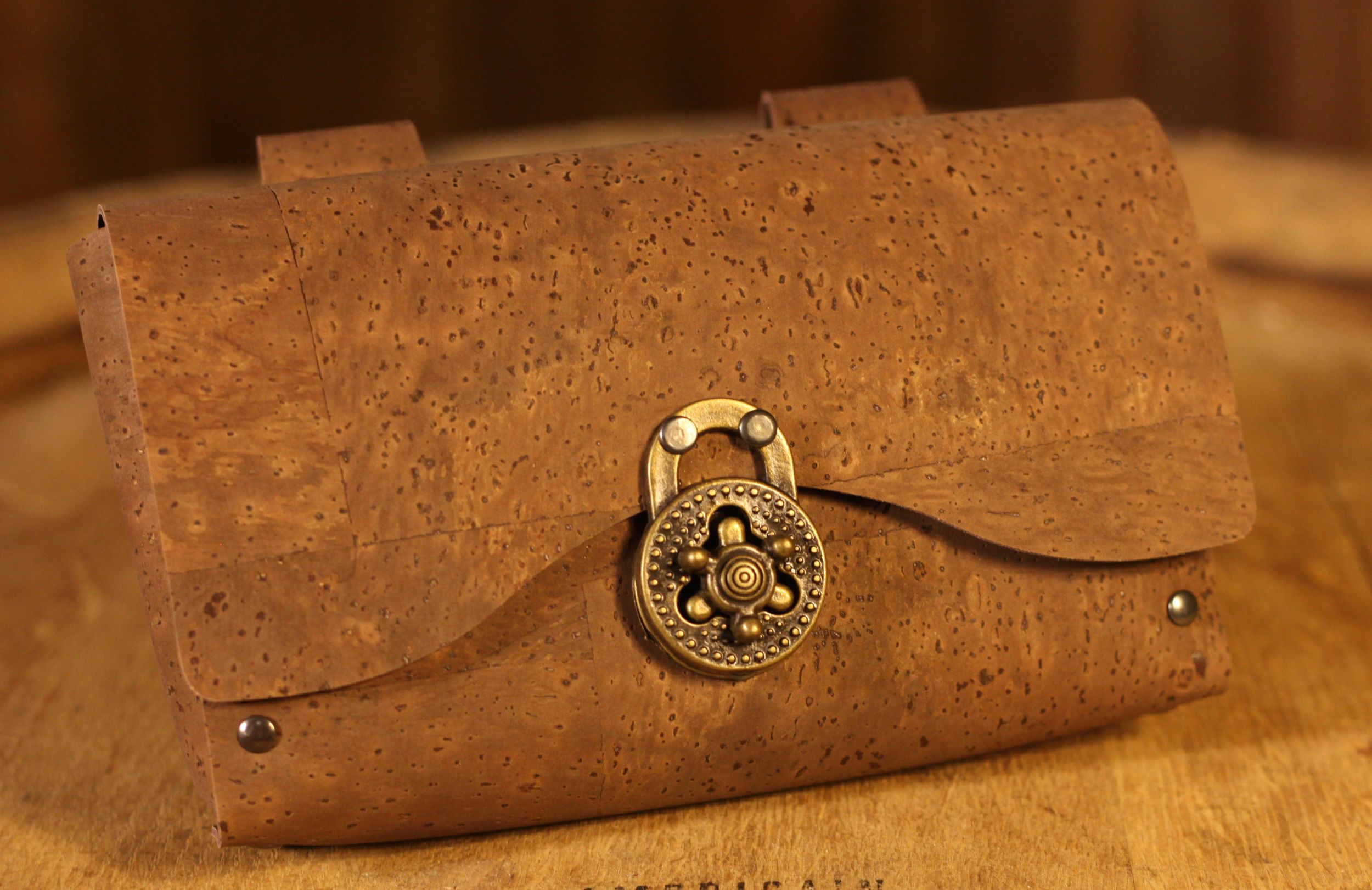 Braune mittelalterliche Tasche (veganes Leder)