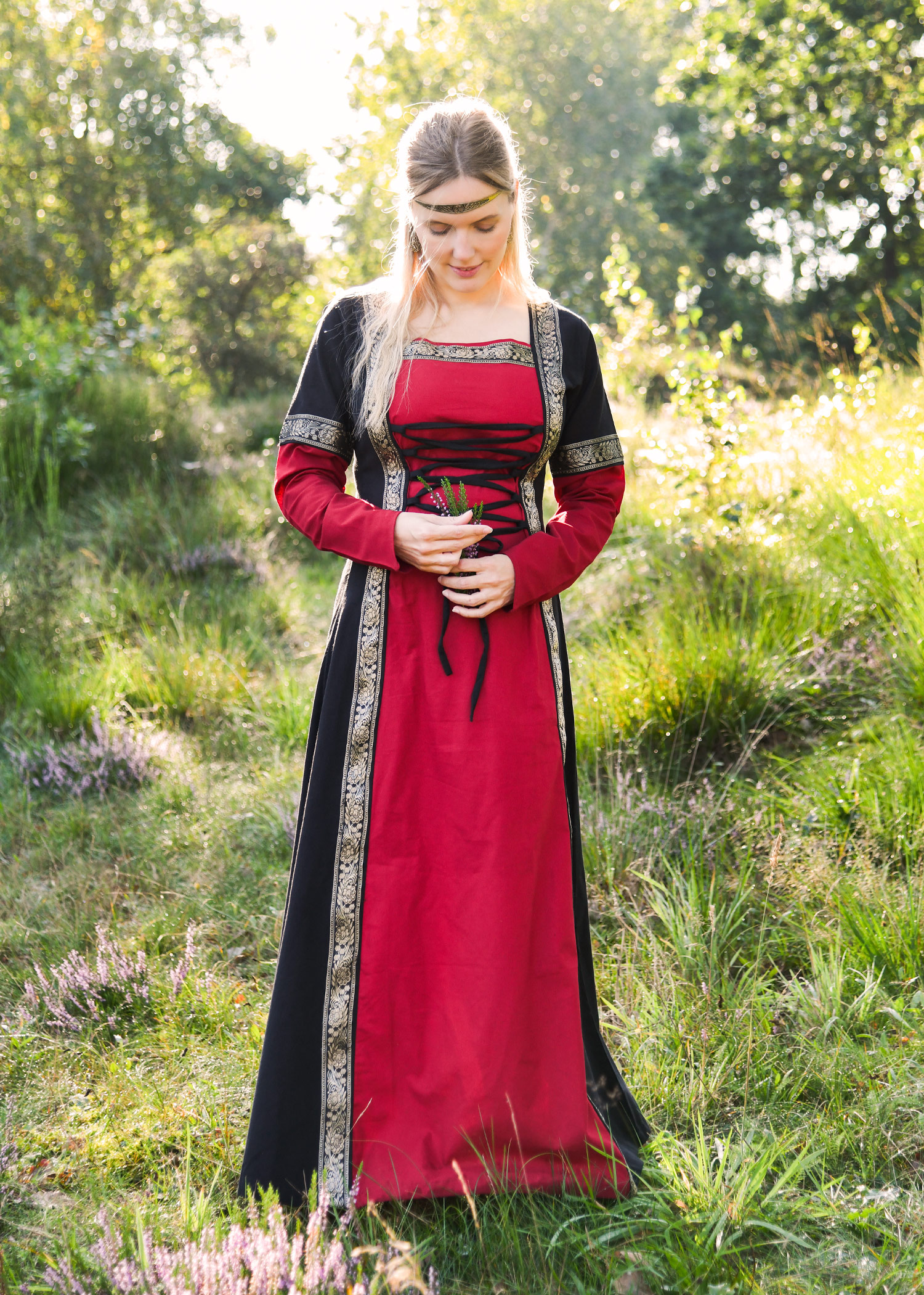 Mittelalterkleid Eleanor, rot/schwarz