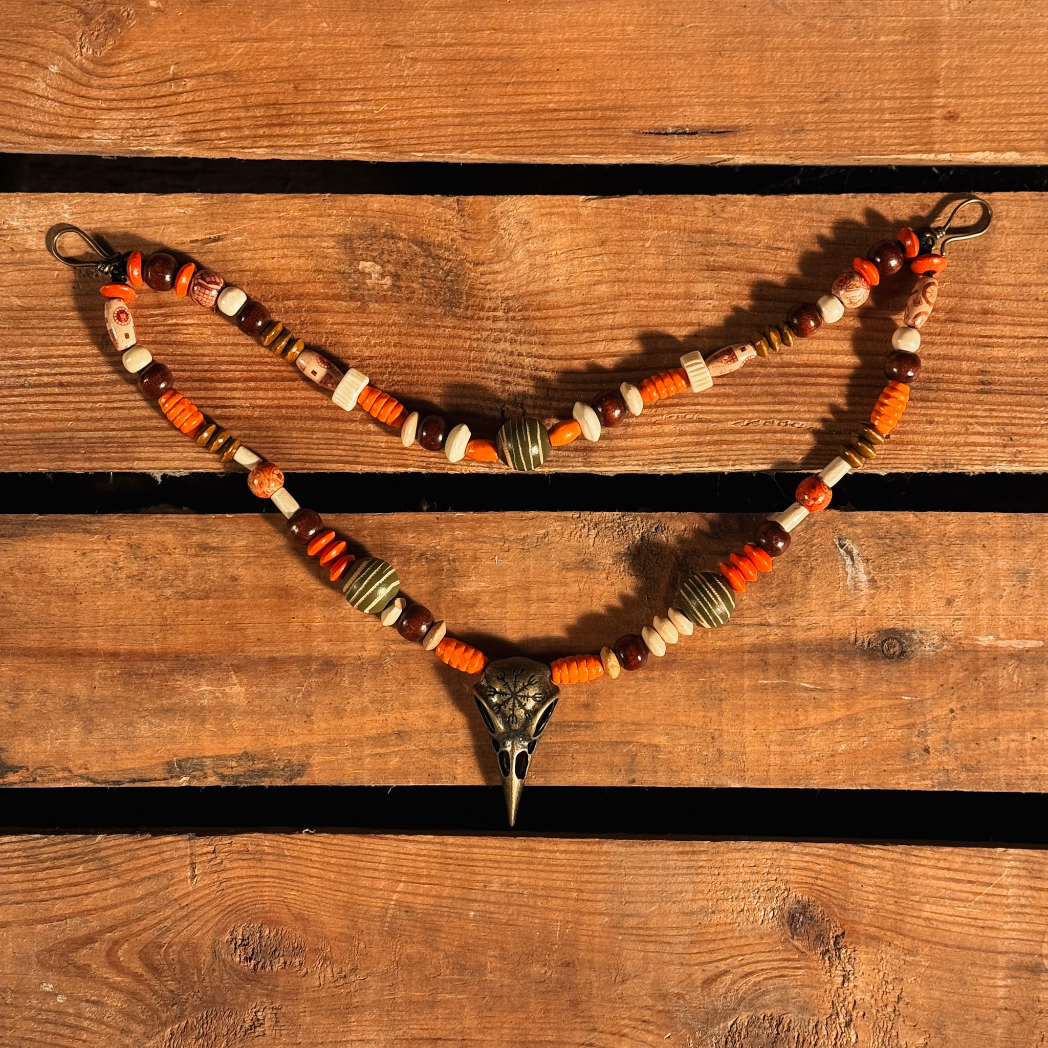 Fibelkette im Wikingerstil mit Vogelschädel