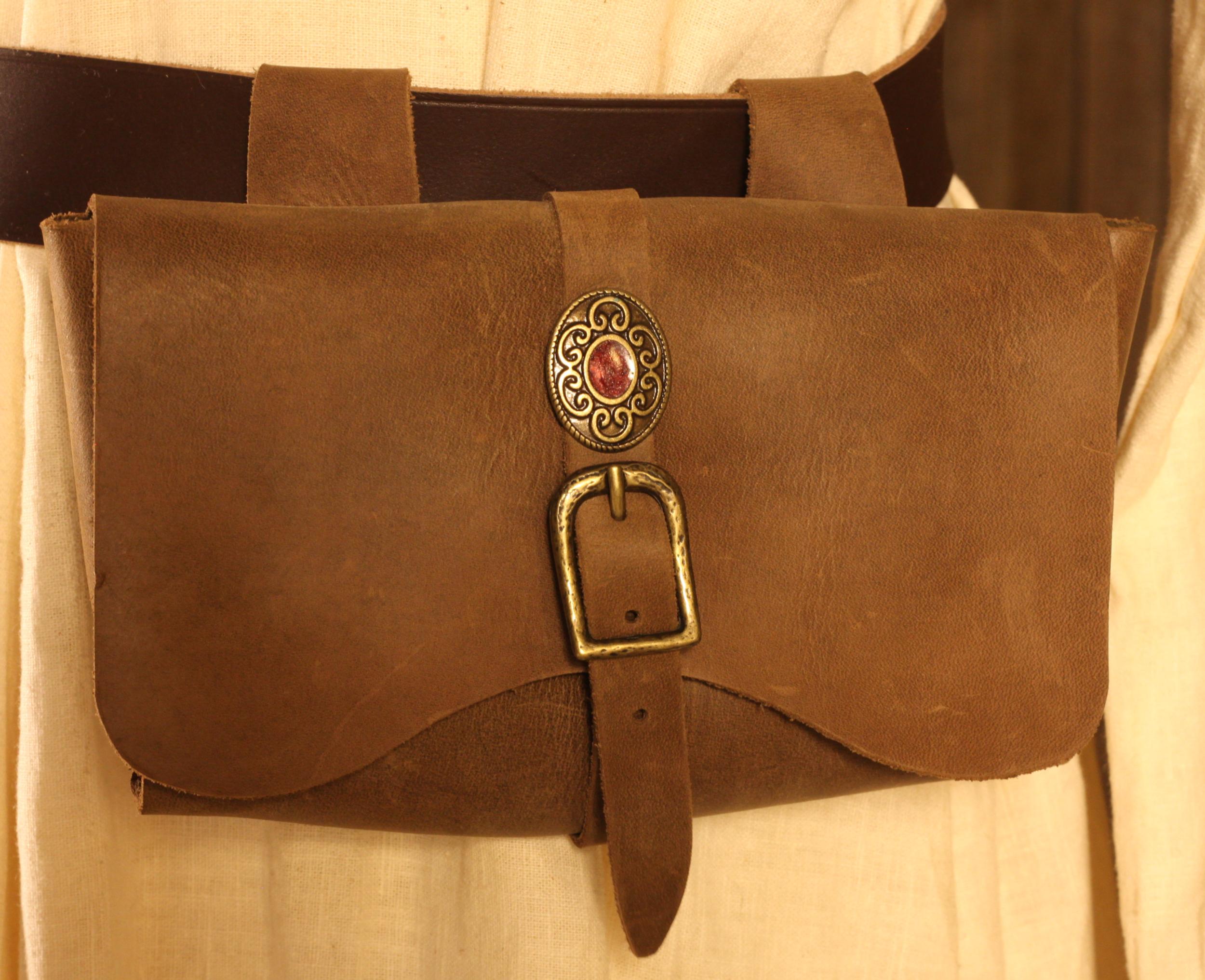 Edle Gürteltasche aus Leder