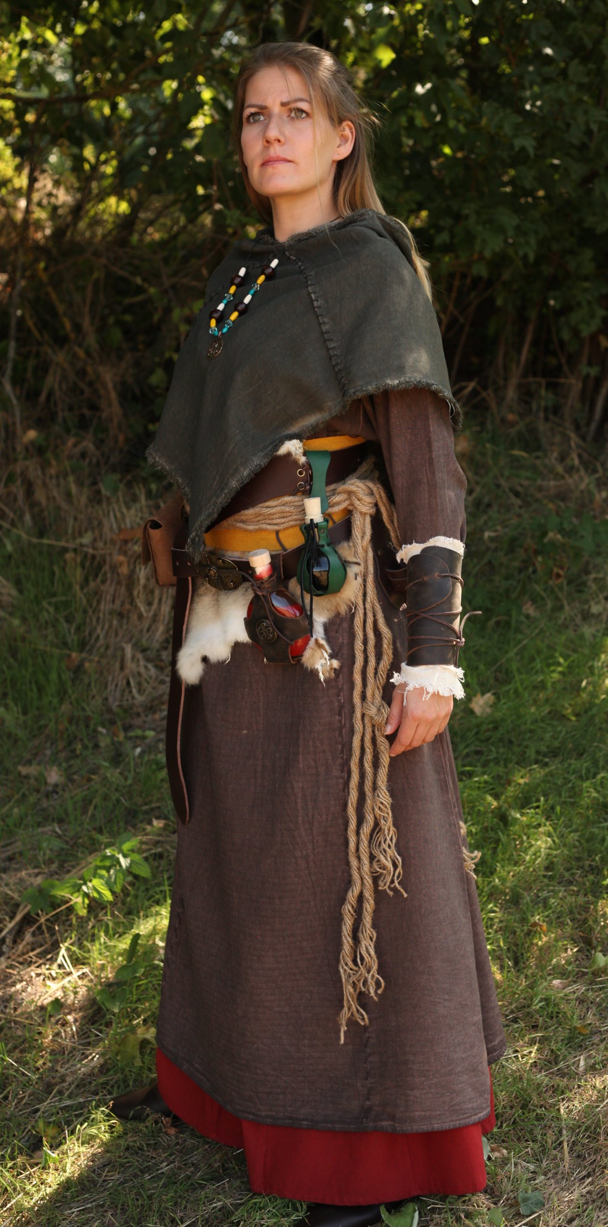 LARP Gewandung Heilerin